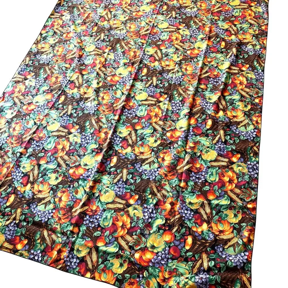 Vintage Thanksgiving holiday tablecloth festive brown orange green pumpkins